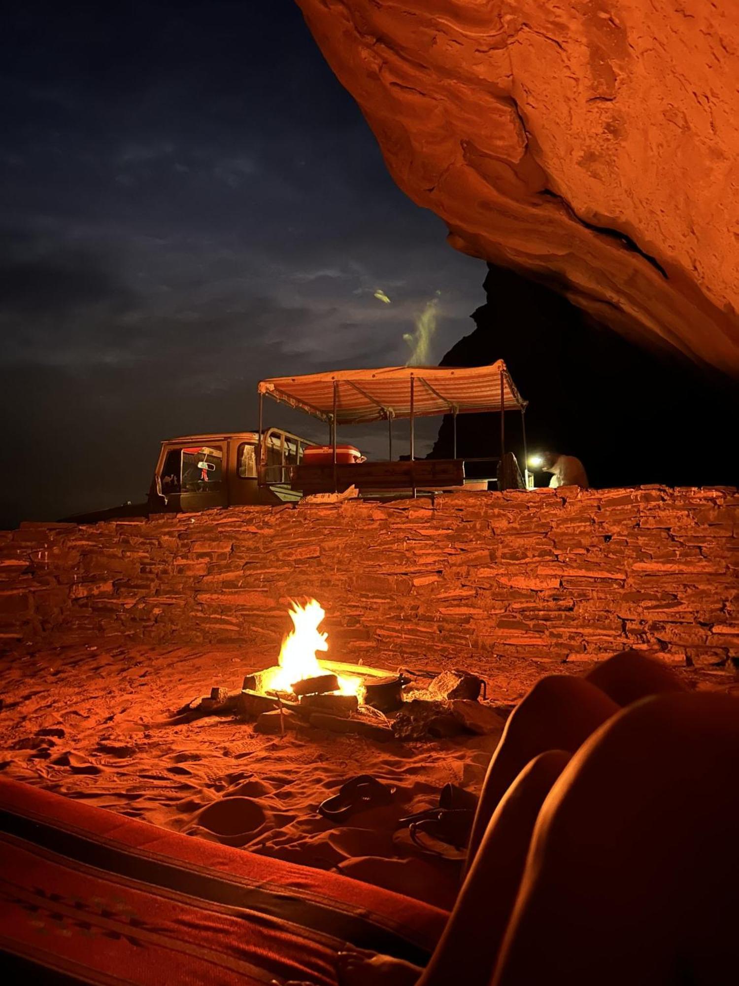 Wadi Rum Mundo Camp Акаба Екстер'єр фото